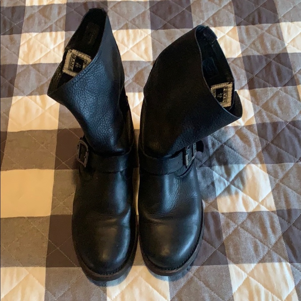 Frye Veronica Short boots